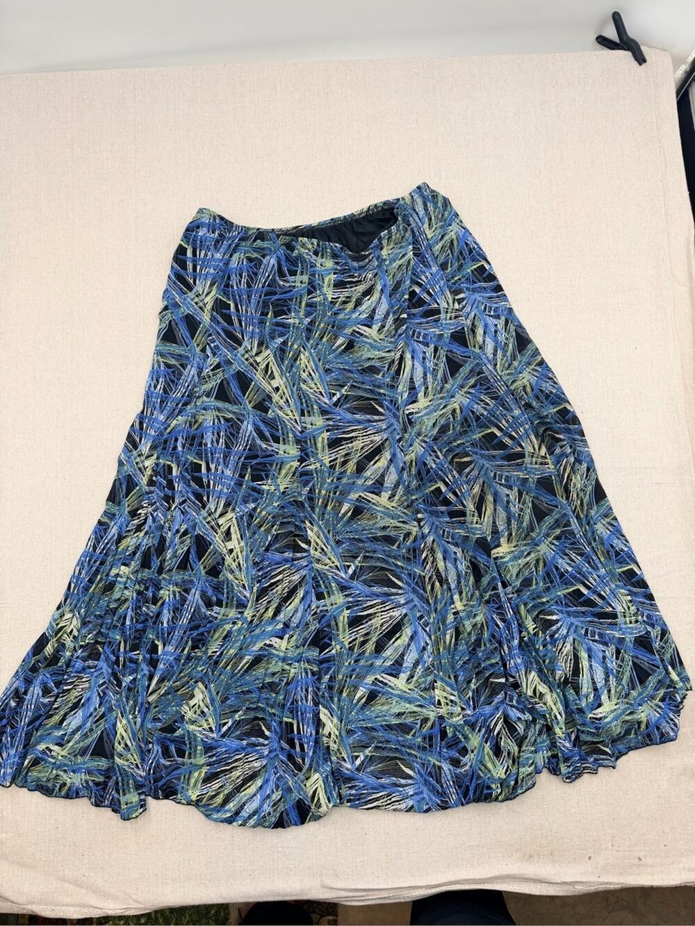 Women's A-Line Blue & Green Patterned Skirt